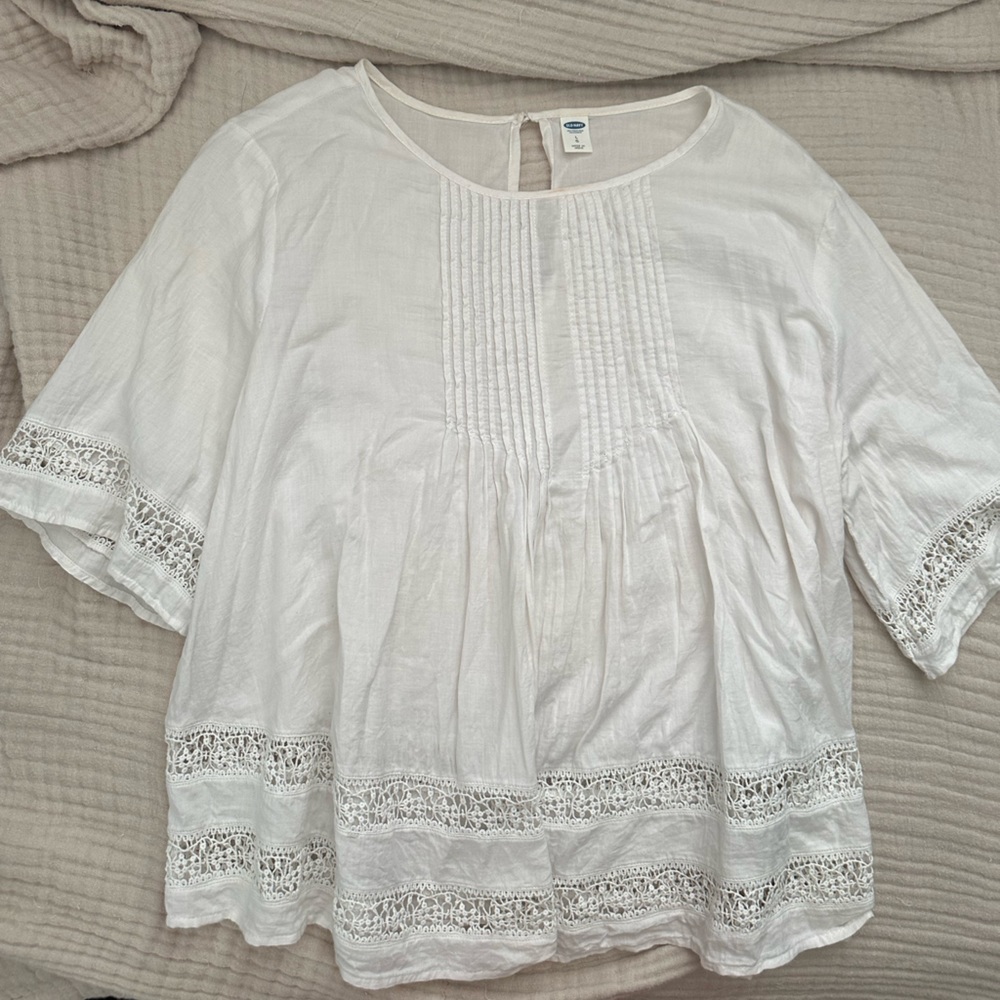 Old Navy white embroidered linen peasant top, size L